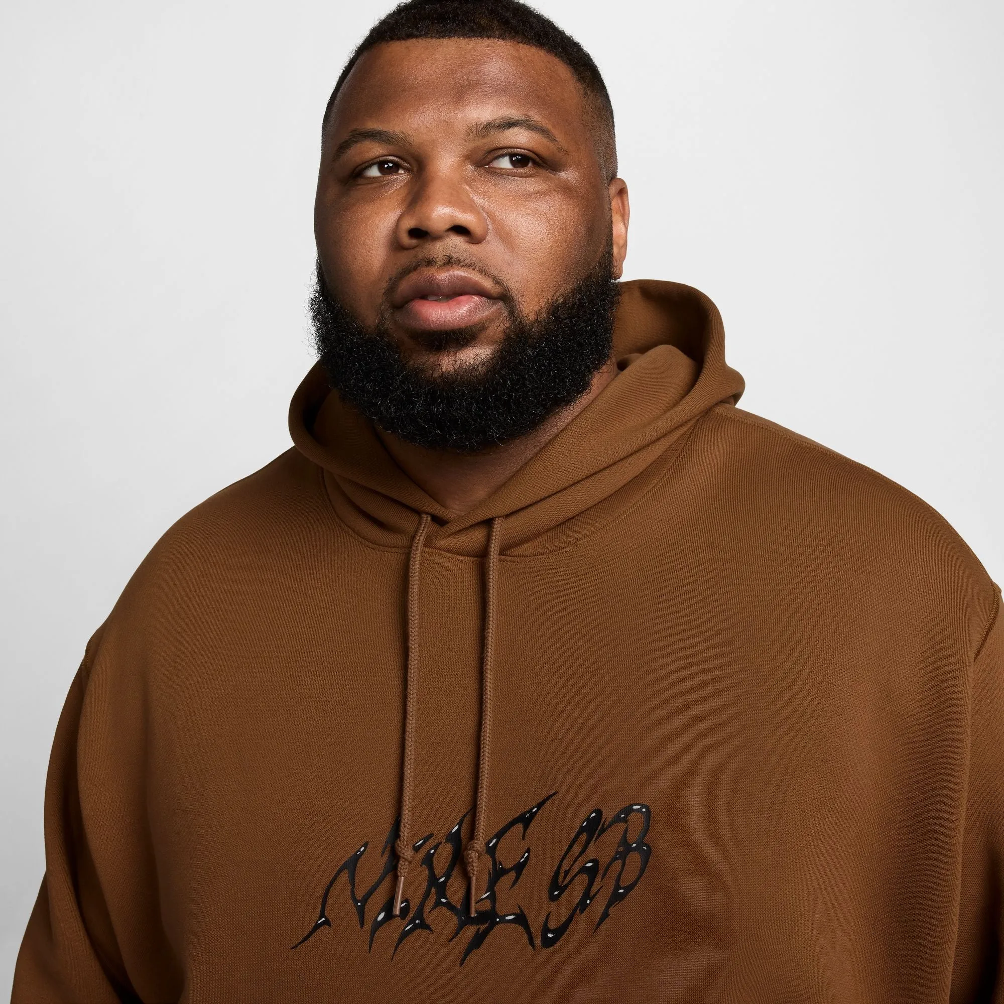SB SKATE HOODIE LIGHT BRITISH TAN / WHITE